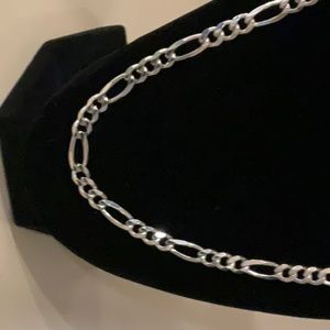 Brand new cigars chain link marked 925 silver